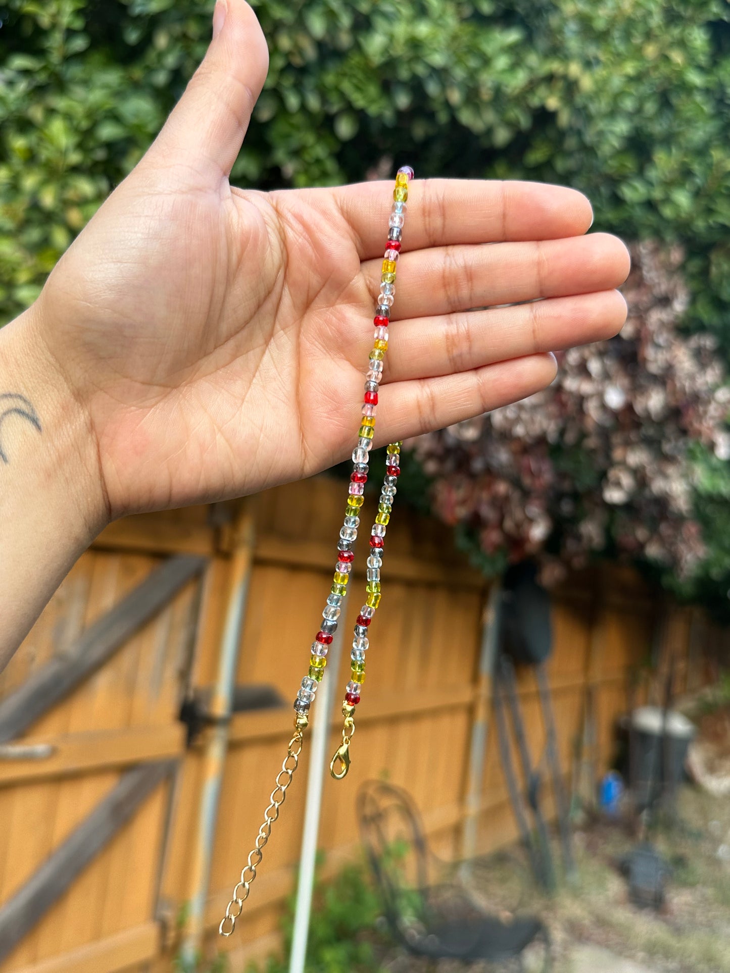 Unisex beaded choker necklace